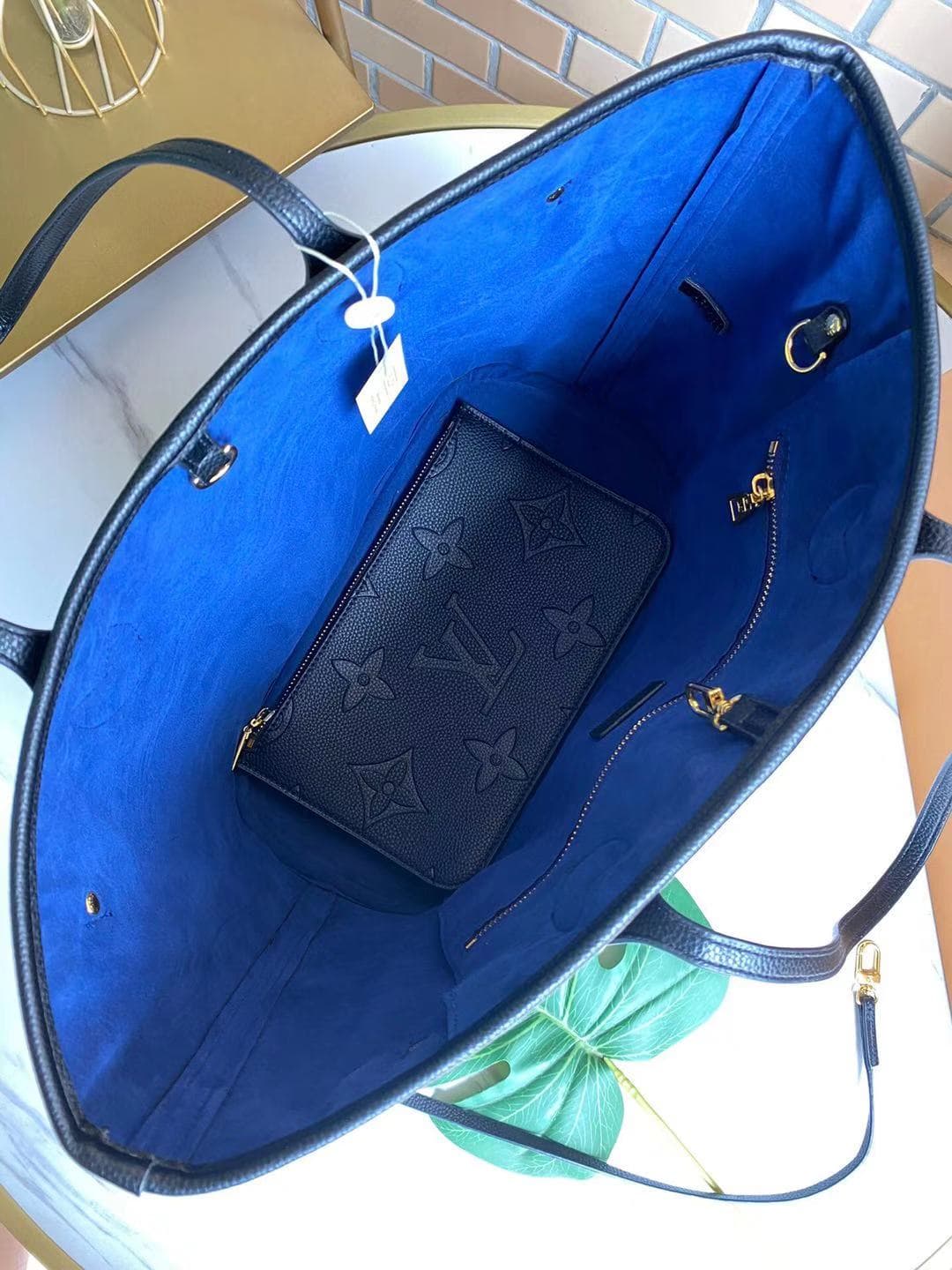 Louis Vuitton Neverfull monogram LB7058 (5)