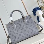 Louis Vuitton ONTHEGO PM Calfskin LB11149 (1)