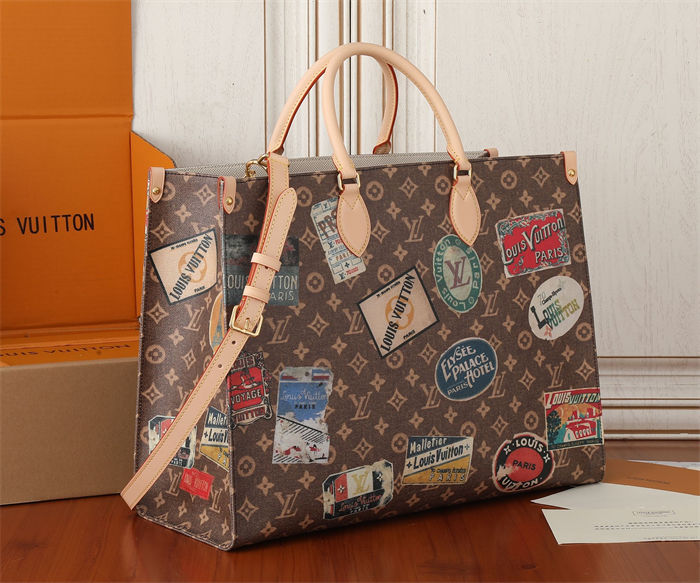 Louis Vuitton OnTheGo Voyage Monogram canvas LB11571 (6)