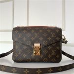 Louis Vuitton POCHETTE MÉTIS Monogram Canvas LB2080 (2)