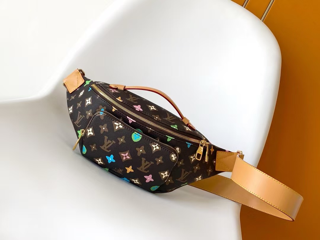 Louis Vuitton RUSH Bumbag Monogram Craggy LB15354 (1)