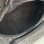 Louis Vuitton RUSH Bumbag Monogram Shadow LB15357 (4)