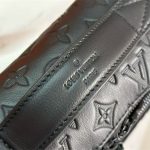 Louis Vuitton RUSH Bumbag Monogram Shadow LB15357 (6)