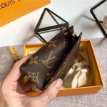 Louis Vuitton TOILETRY POUCH 15 LB4842 (4)