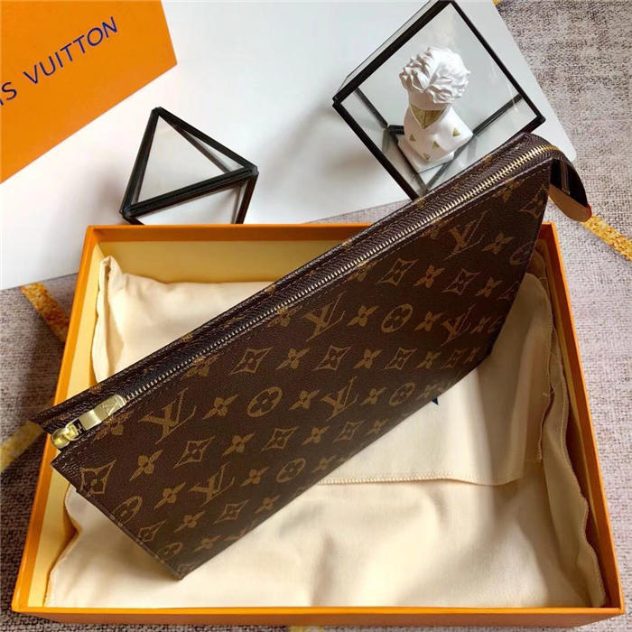 Louis Vuitton TOILETRY POUCH 26 LB4840 (3)