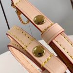 Louis Vuitton WALLET ON CHAIN IVY Monogram LB6568 (2)