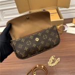 Louis Vuitton WALLET ON CHAIN IVY Monogram canvas LB13472 (4)