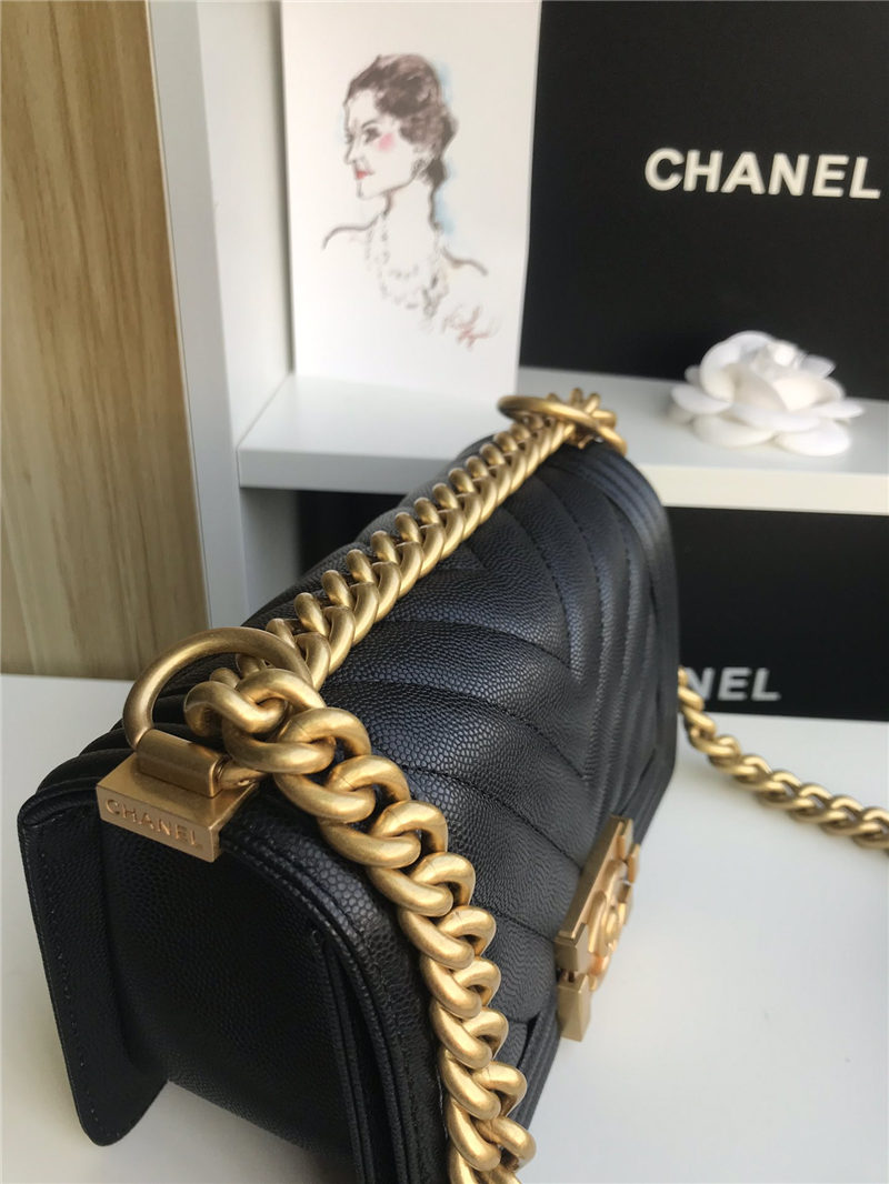 BOY Chanel Chevrons Pattern Grained Calfskin LB3866 (3)