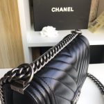 BOY Chanel Chevrons Pattern Lambskin LB23011 (4)
