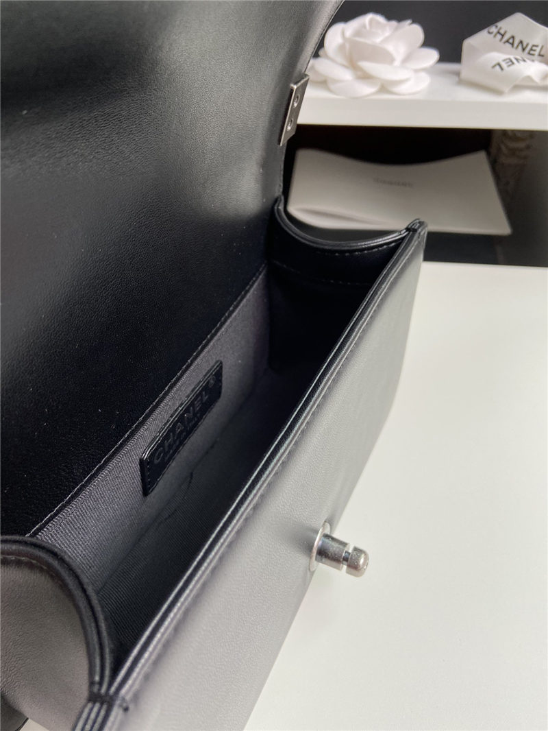 BOY Chanel Chevrons Pattern Lambskin LB3878 (6)