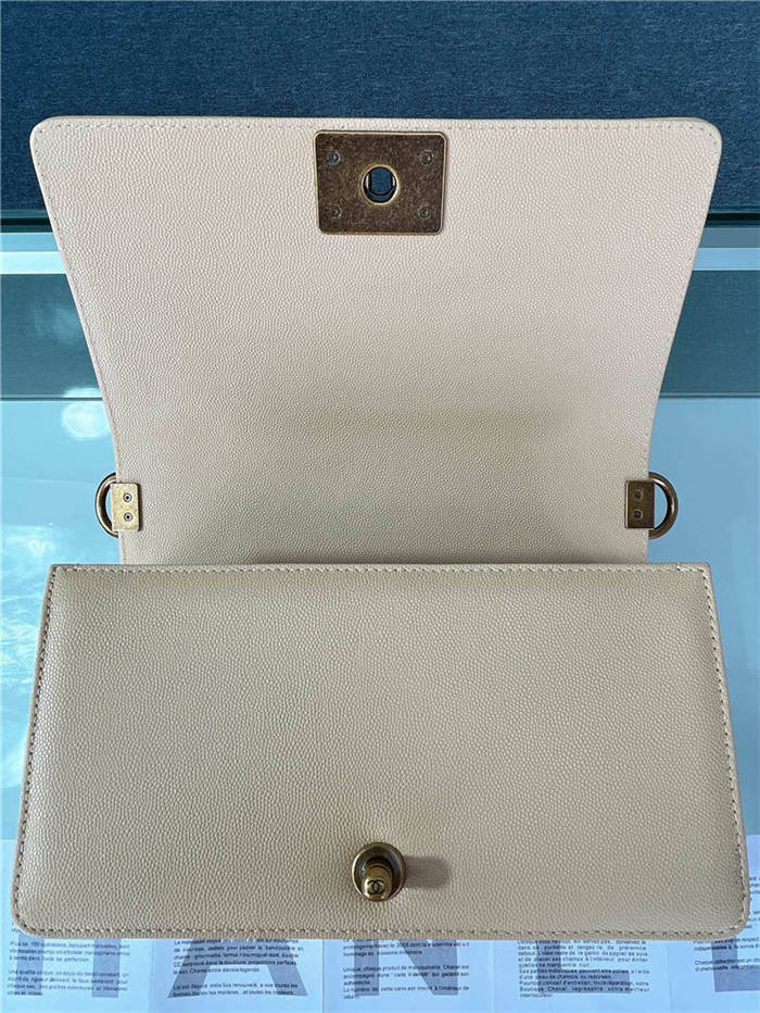 BOY Chanel Grained Calfskin LB10500 (4)