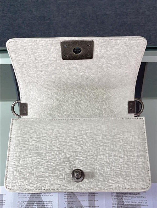 BOY Chanel Grained Calfskin LB10558 (5)