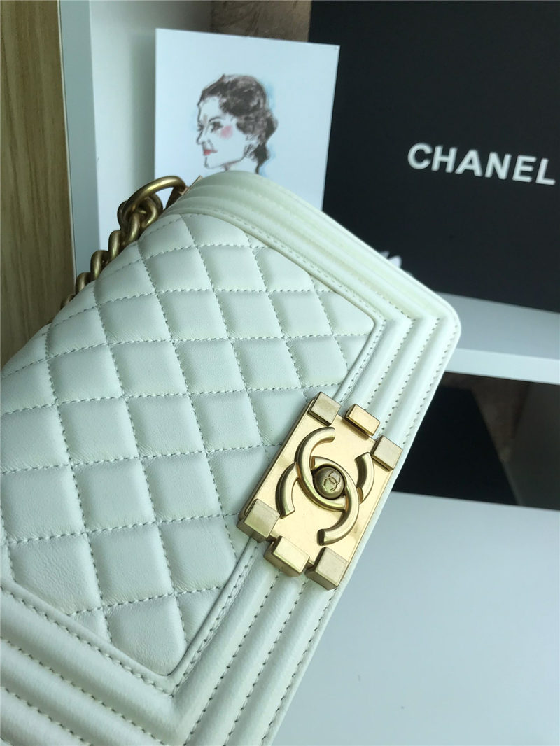 BOY Chanel Lambskin LB3895 (2)