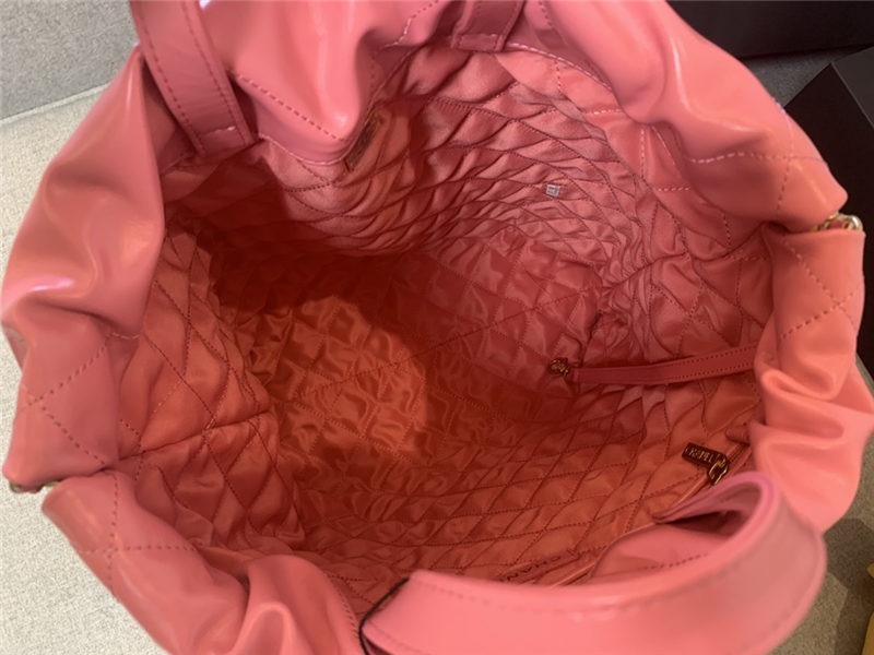 Chanel 22 BACKPACK Shiny Calfskin LB10352 (4)