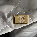 Chanel 22 LARGE HANDBAG Metallic Calfskin LB11226 (5)