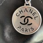 Chanel 22 LARGE HANDBAG Metallic Calfskin LB11610 (3)