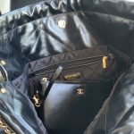 Chanel 22 LARGE HANDBAG Metallic Calfskin LB957 (5)