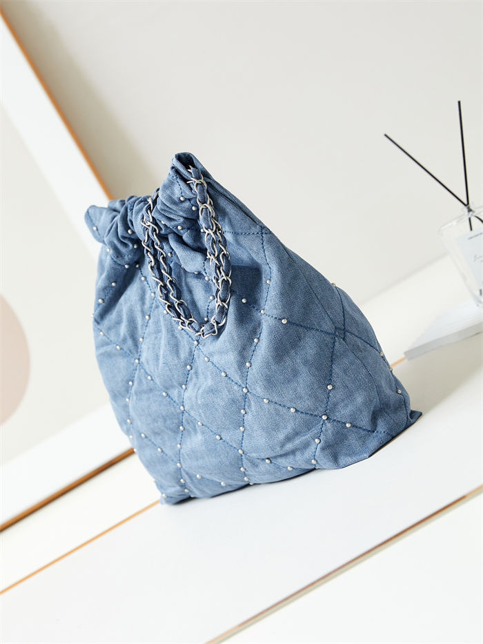 Chanel 22 MEDIUM HANDBAG Denim LB14530 (3)