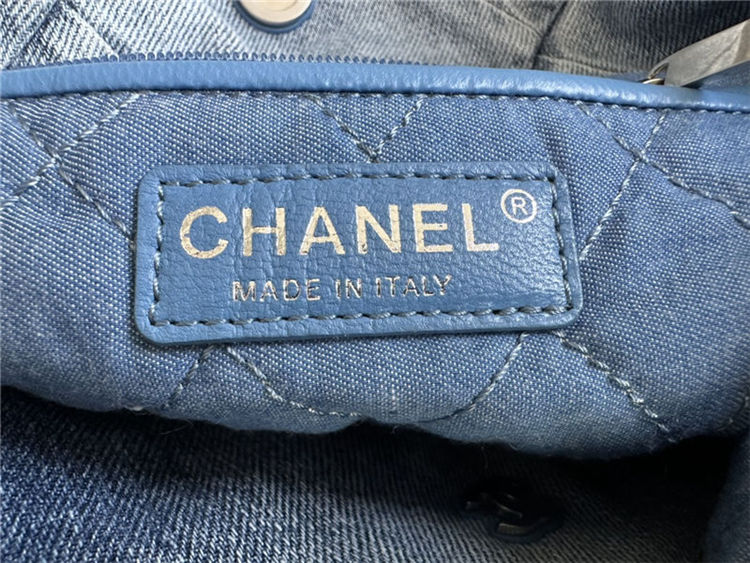 Chanel 22 MEDIUM HANDBAG Denim LB2283 (5)