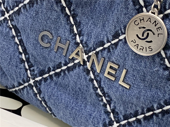 Chanel 22 MEDIUM HANDBAG Denim LB7736 (5)