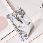 Chanel 22 MEDIUM HANDBAG Metallic Calfskin LB14526 (3)