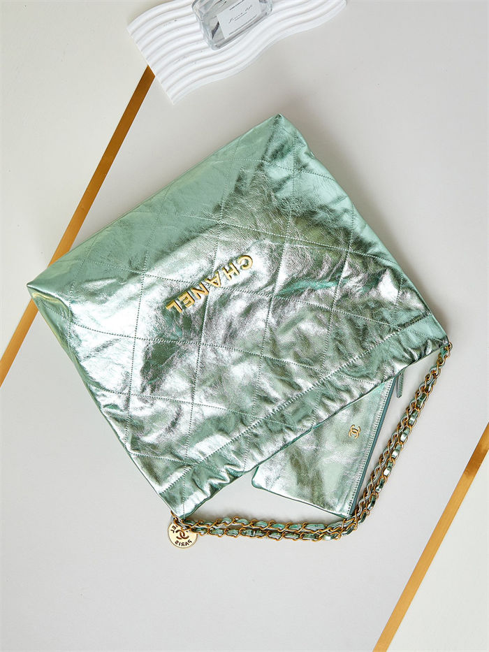 Chanel 22 MEDIUM HANDBAG Metallic Calfskin LB14527 (5)