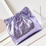 Chanel 22 MEDIUM HANDBAG Metallic Calfskin LB14528 (2)