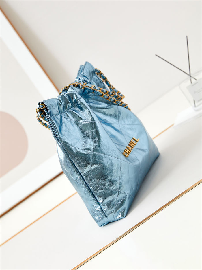 Chanel 22 MEDIUM HANDBAG Metallic Calfskin LB14529 (4)