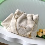 Chanel 22 MEDIUM HANDBAG Shearling Lambskin LB15668 (1)