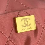 Chanel 22 MEDIUM HANDBAG Shiny Calfskin LB10348 (6)