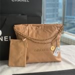 Chanel 22 MEDIUM HANDBAG Shiny Calfskin LB11231 (1)