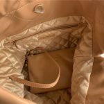 Chanel 22 MEDIUM HANDBAG Shiny Calfskin LB11231 (4)