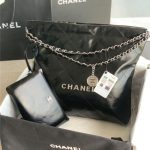 Chanel 22 MEDIUM HANDBAG Shiny Calfskin LB11611 (1)
