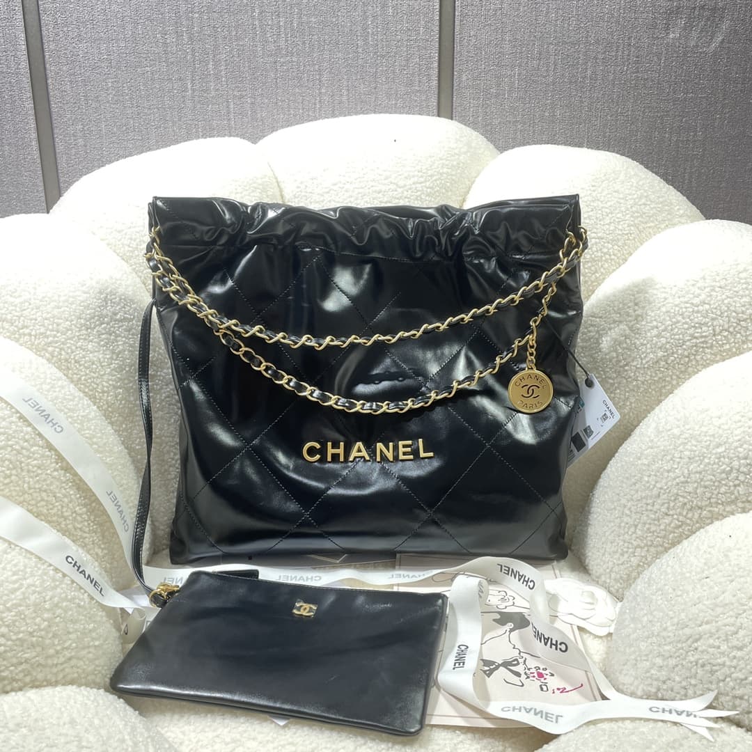 Chanel 22 MEDIUM HANDBAG Shiny Calfskin LB16298 (1)