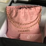 Chanel 22 MEDIUM HANDBAG Shiny Calfskin LB960 (6)