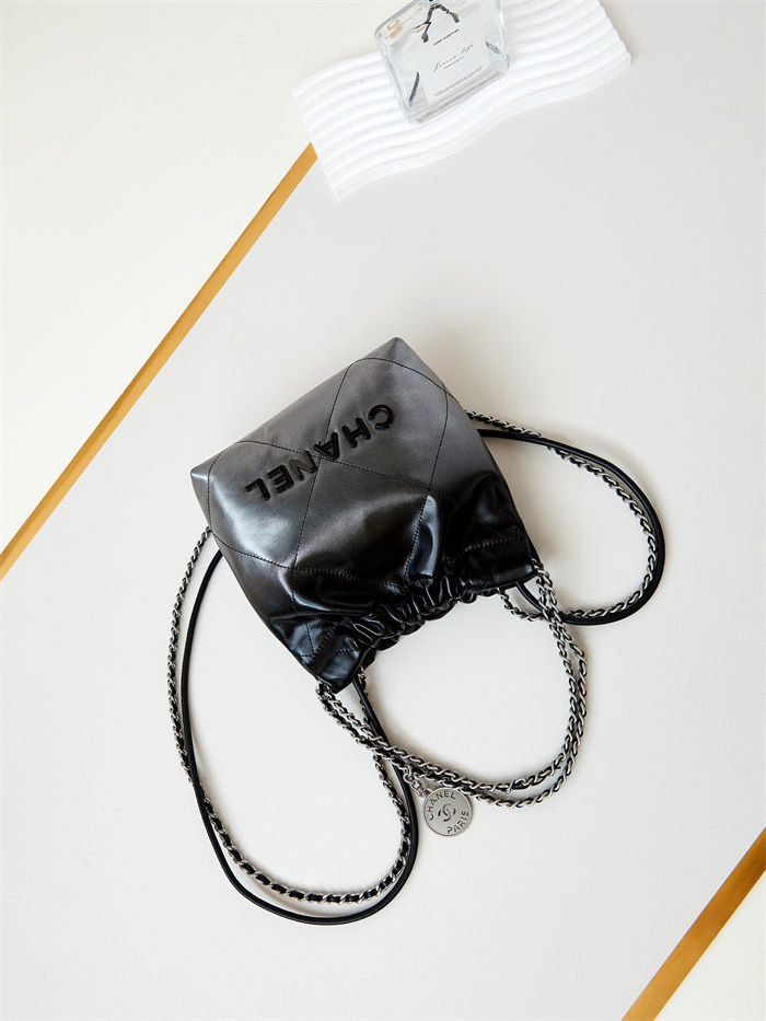 Chanel 22 MINI HANDBAG Patent Gradient Calfskin LB14505 (4)