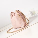 Chanel 22 MINI HANDBAG Shiny Calfskin LB10706 (4)