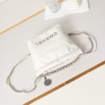 Chanel 22 MINI HANDBAG Shiny Calfskin LB12843 (6)