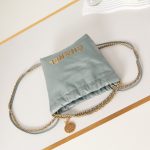 Chanel 22 MINI HANDBAG Shiny Calfskin LB12844 (5)