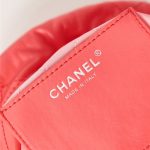 Chanel 22 MINI HANDBAG Shiny Calfskin LB13319 (4)
