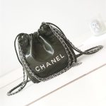 Chanel 22 MINI HANDBAG Shiny Calfskin LB13321 (1)