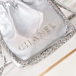 Chanel 22 MINI HANDBAG Shiny Calfskin LB13328 (2)