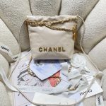 Chanel 22 MINI HANDBAG Shiny Calfskin LB16025 (1)