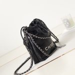 Chanel 22 MINI HANDBAG Shiny Calfskin LB8476 (4)