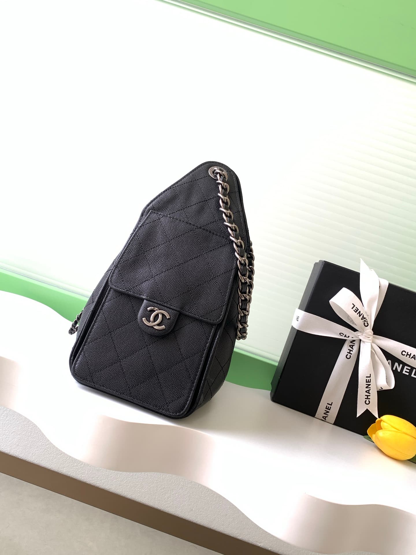 Chanel 25 Hobo AS5293 Grained Calfskin LB22880 (2)