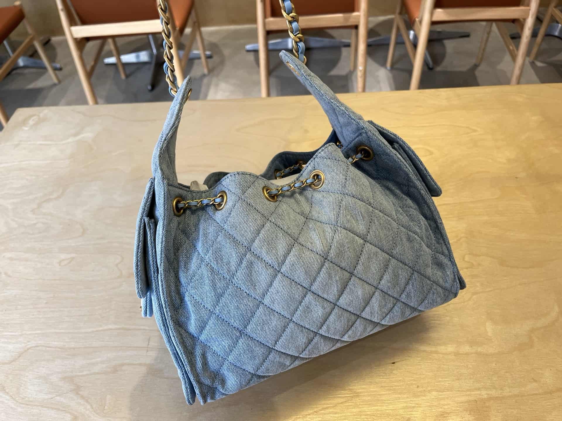 Chanel 25 Hobo Handbag Denim LB1567 (3)