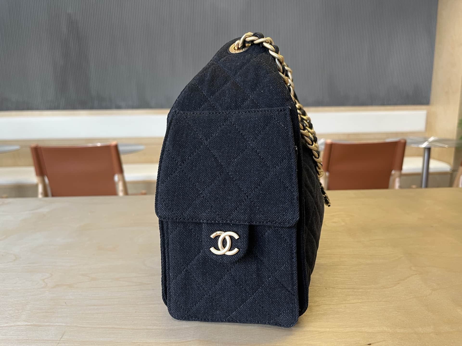Chanel 25 Hobo Handbag Denim LB1568 (3)