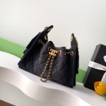 Chanel 25 Hobo Handbag Denim LB16676 (1)