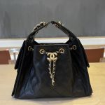 Chanel 25 Hobo Handbag Grained Calfskin LB1560 (2)