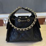 Chanel 25 Hobo Handbag Grained Calfskin LB1560 (3)